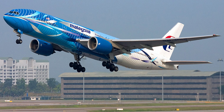 O que aconteceu com o avião da Malaysia Airlines?