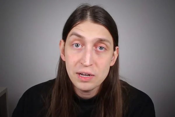 adultização Felipe Bressanim Felca youtuber brasileiro que denunciou adultização infantil em vídeo viral 2025"